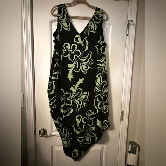 Cupro Geneva Dress - Universal Standard - Size S (14/16) - EUC - Picture 2 of 5